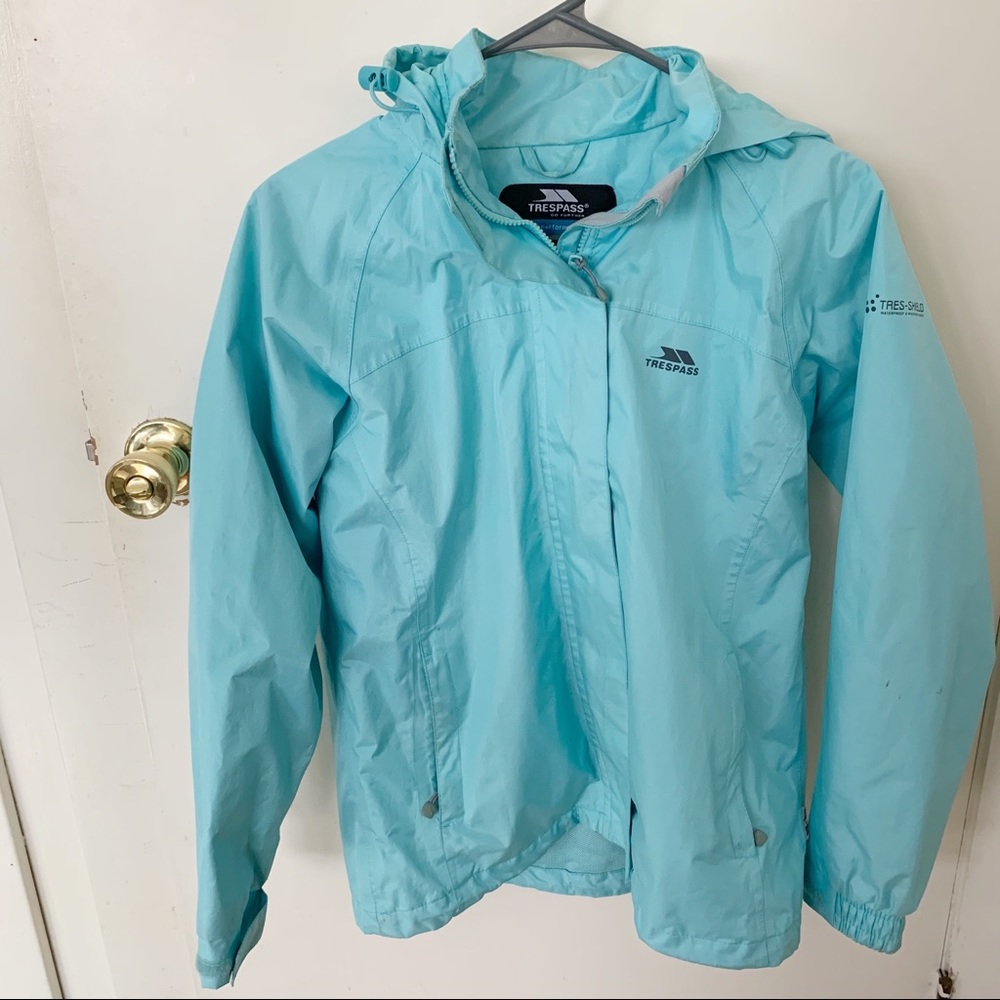 Trespass Technical Performance waterproof light blue Jacket Small